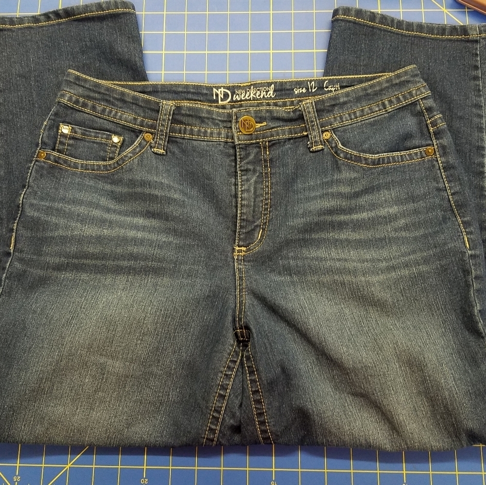New Directions Weekend 12 Capri 25" Inseam